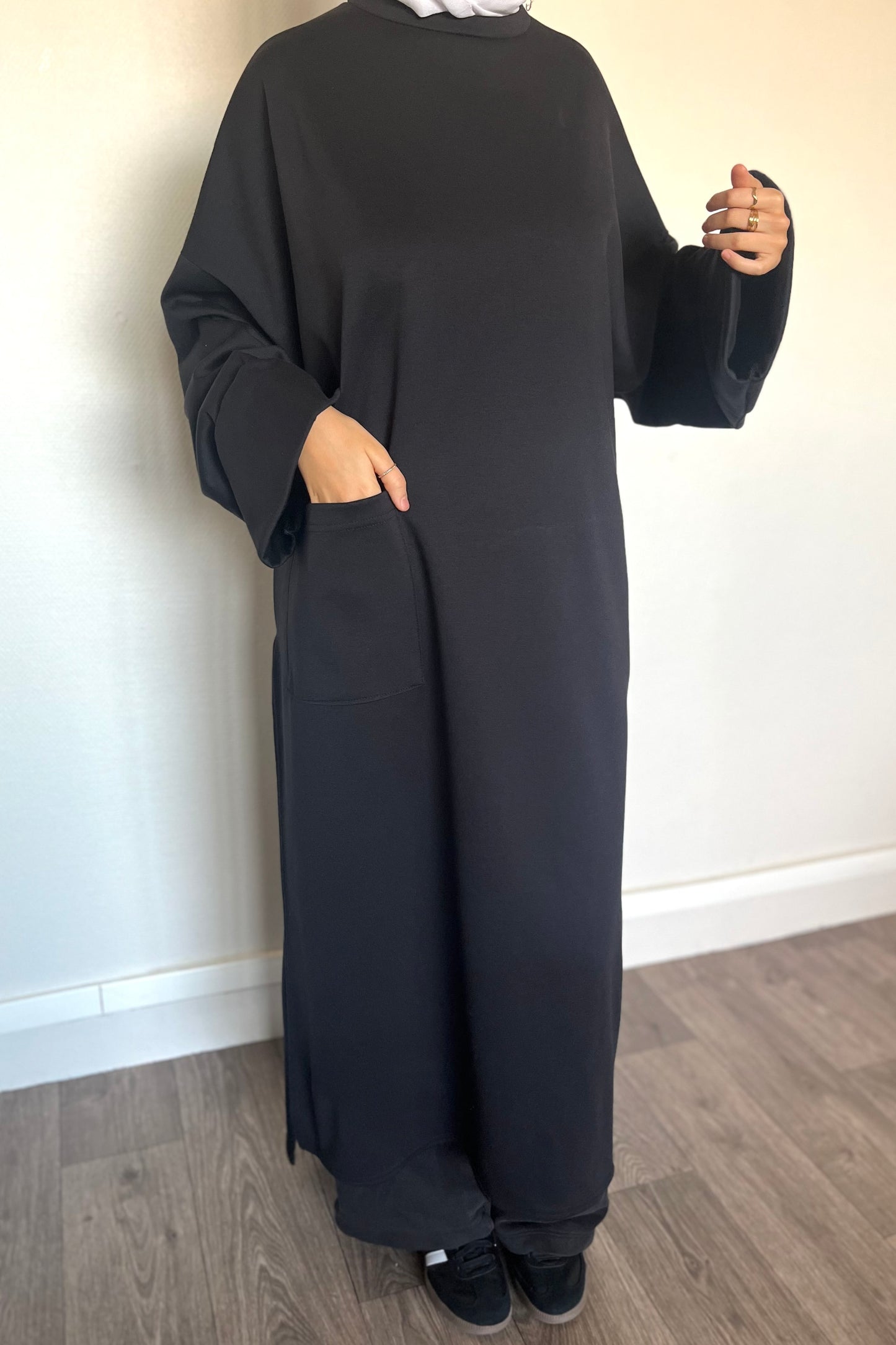 Robe pull sportwear Imen NOIR