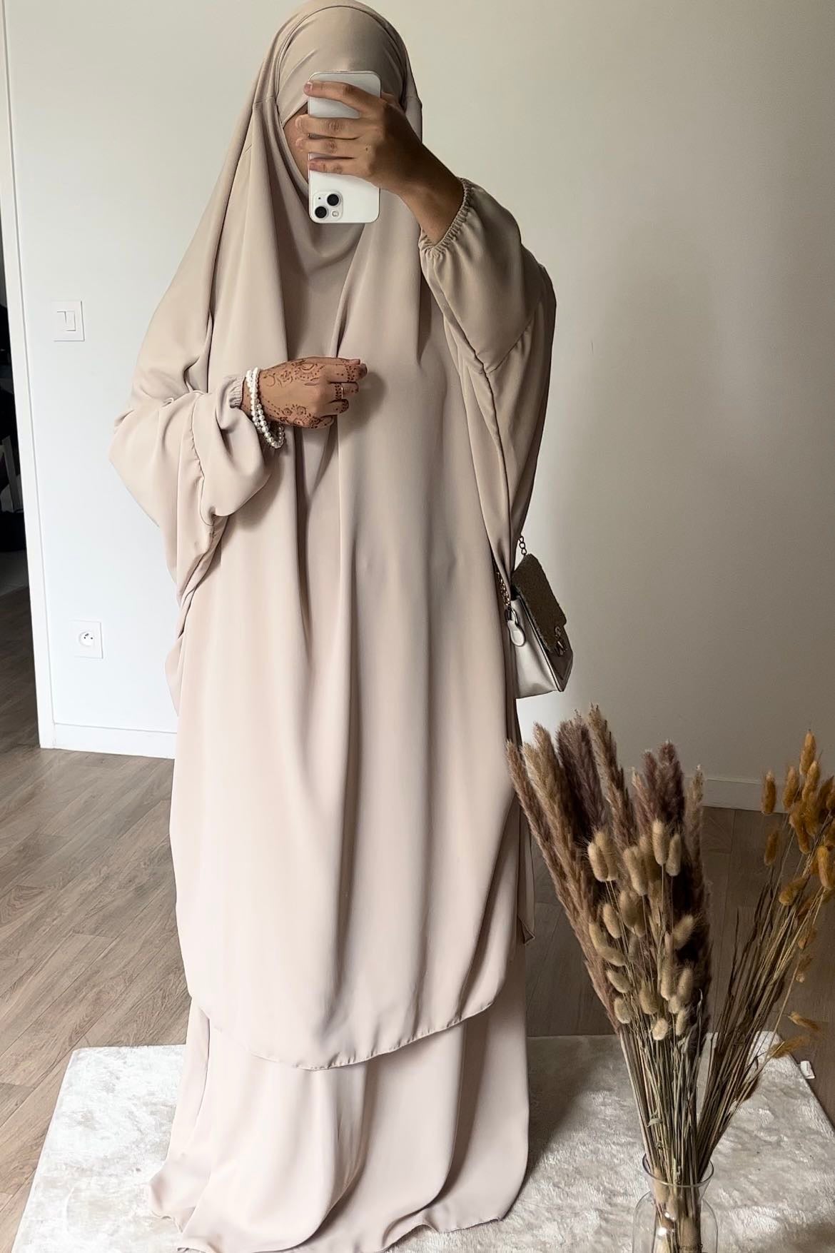 JILBAB EN SOIE DE MEDINE BEIGE