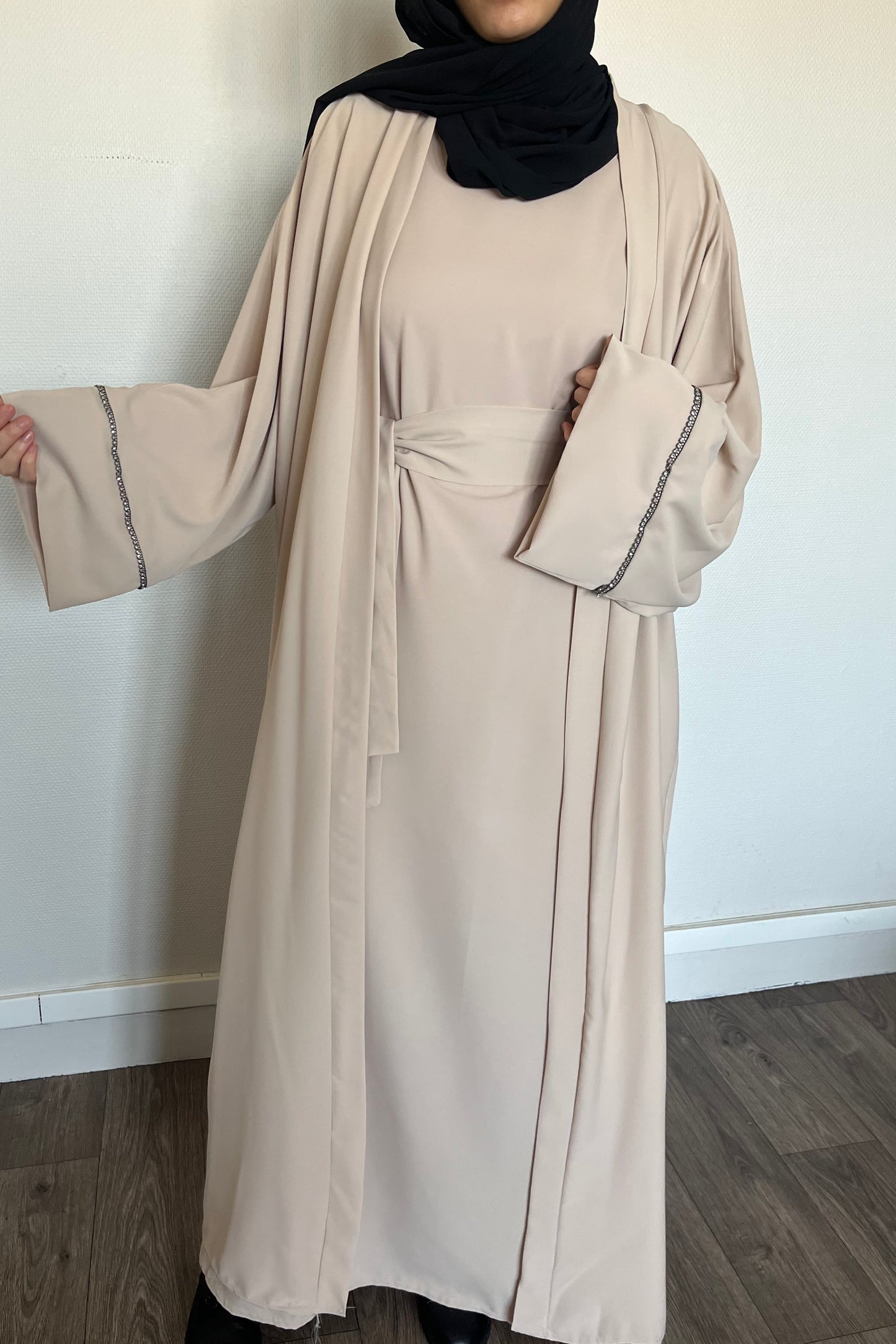Ensemble ABAYA KIMONO Neila EN SOIE DE MEDINE BEIGE