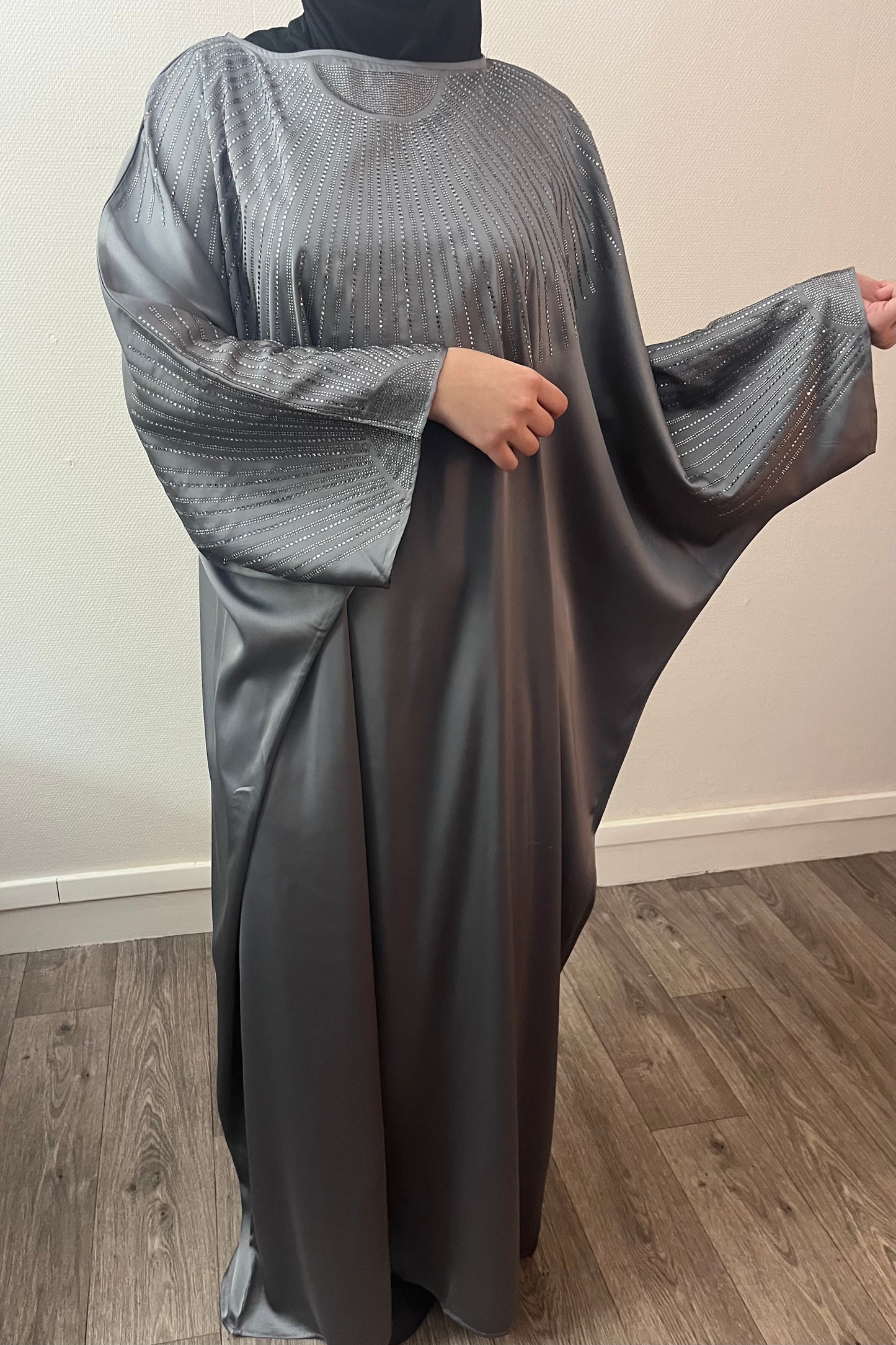 Abaya Nour
