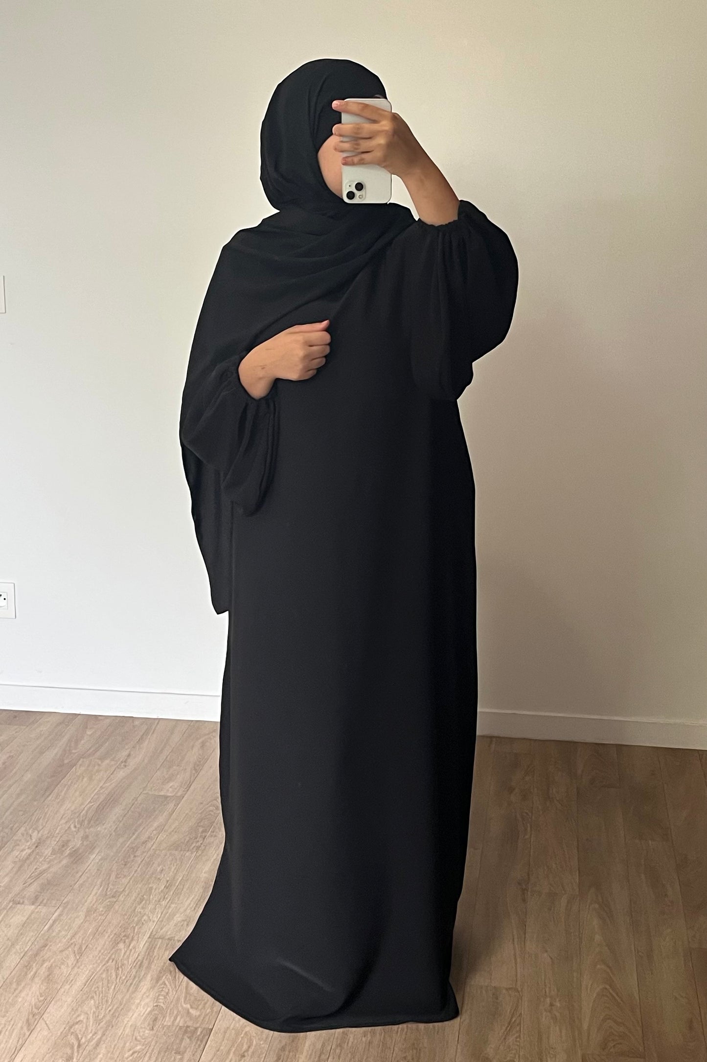 Abaya manches bouffantes en Soie de Médine NOIR
