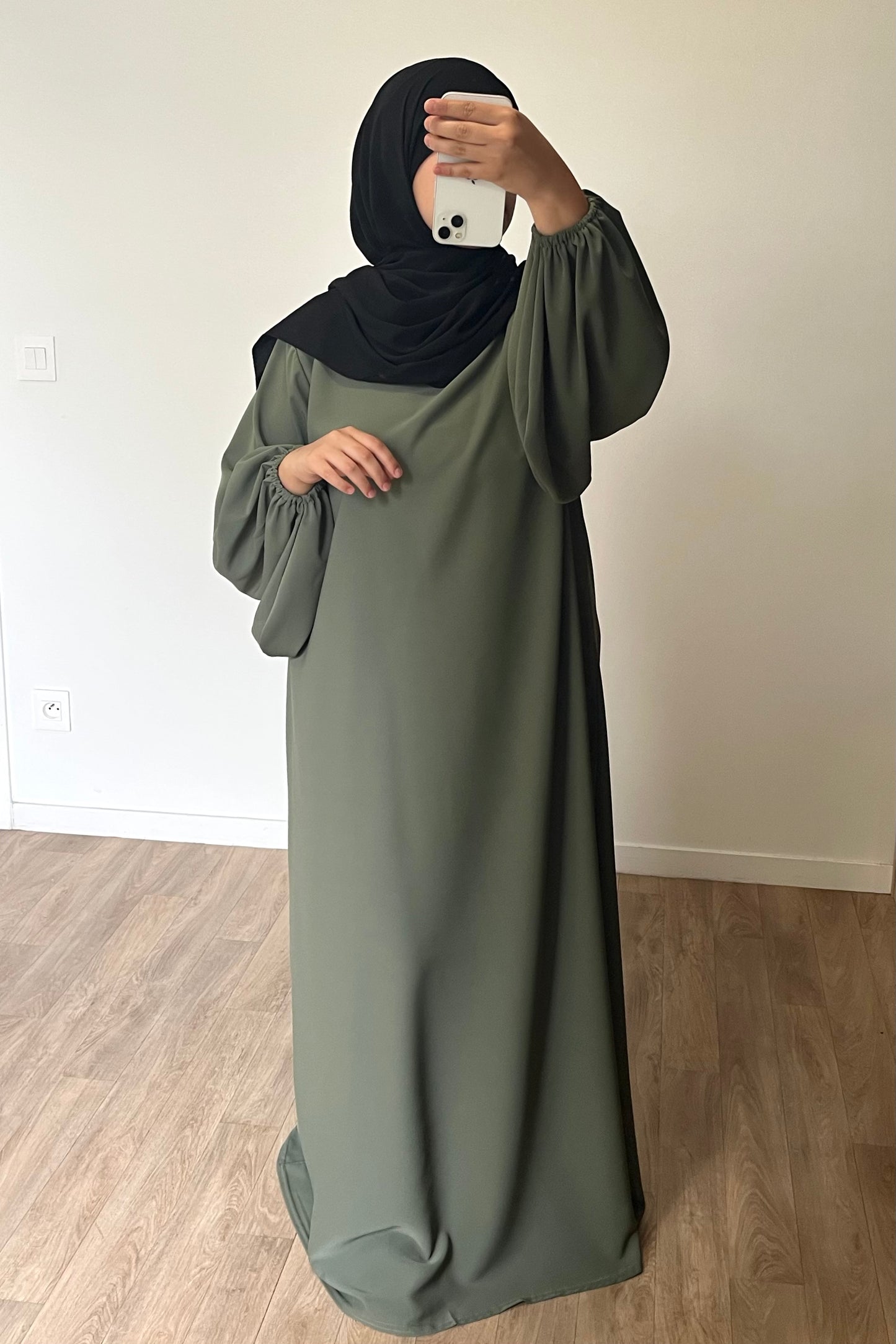 Abaya manches bouffantes en Soie de Médine VERT
