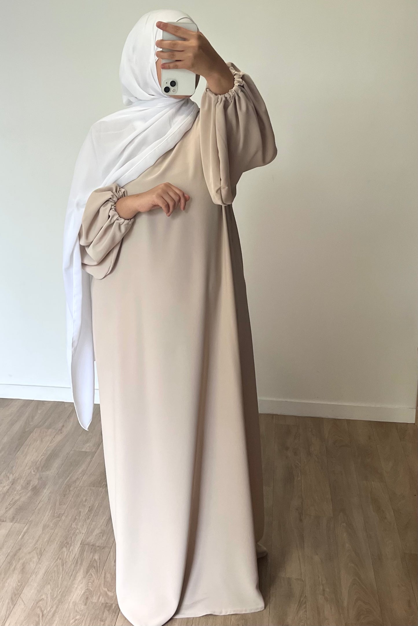 Abaya manches bouffantes en Soie de Médine BEIGE