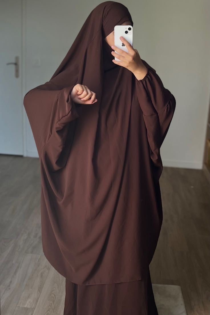 JILBAB EN SOIE DE MEDINE MARRON