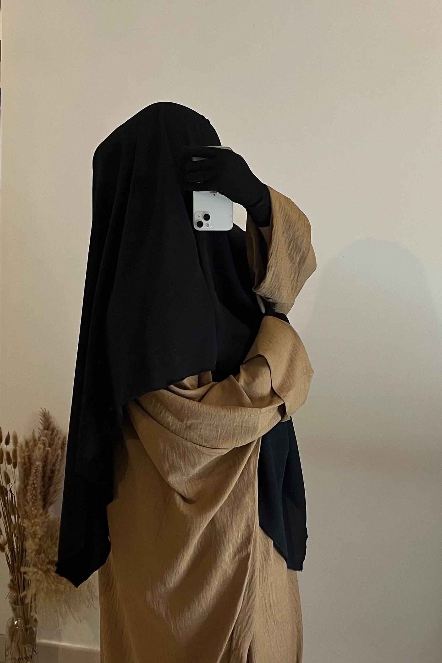 Khimar en Jazz Noir