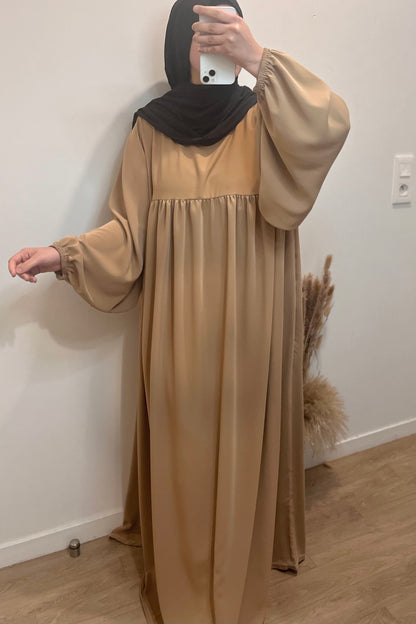 Abaya Jennah en Soie de Médine Camel