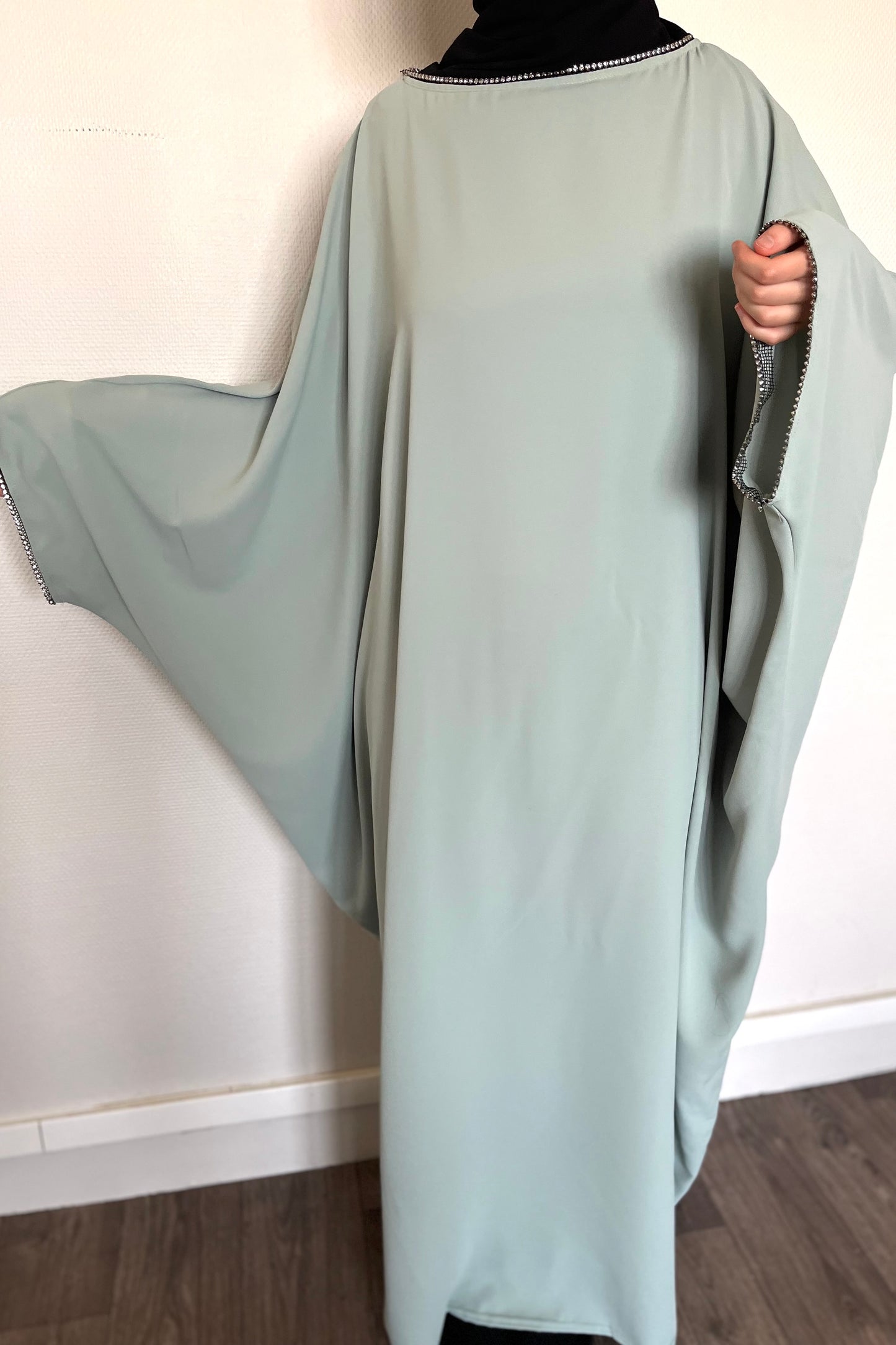 Abaya Camélia