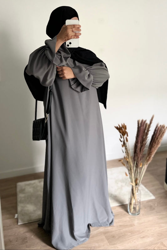 Abaya manches tulipes en Soie de médine Gris