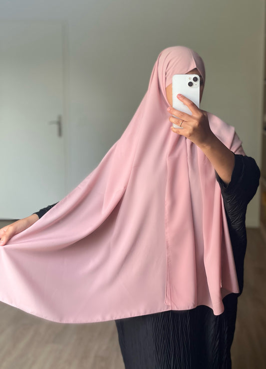 Hijab en soie de médine rose poudrée