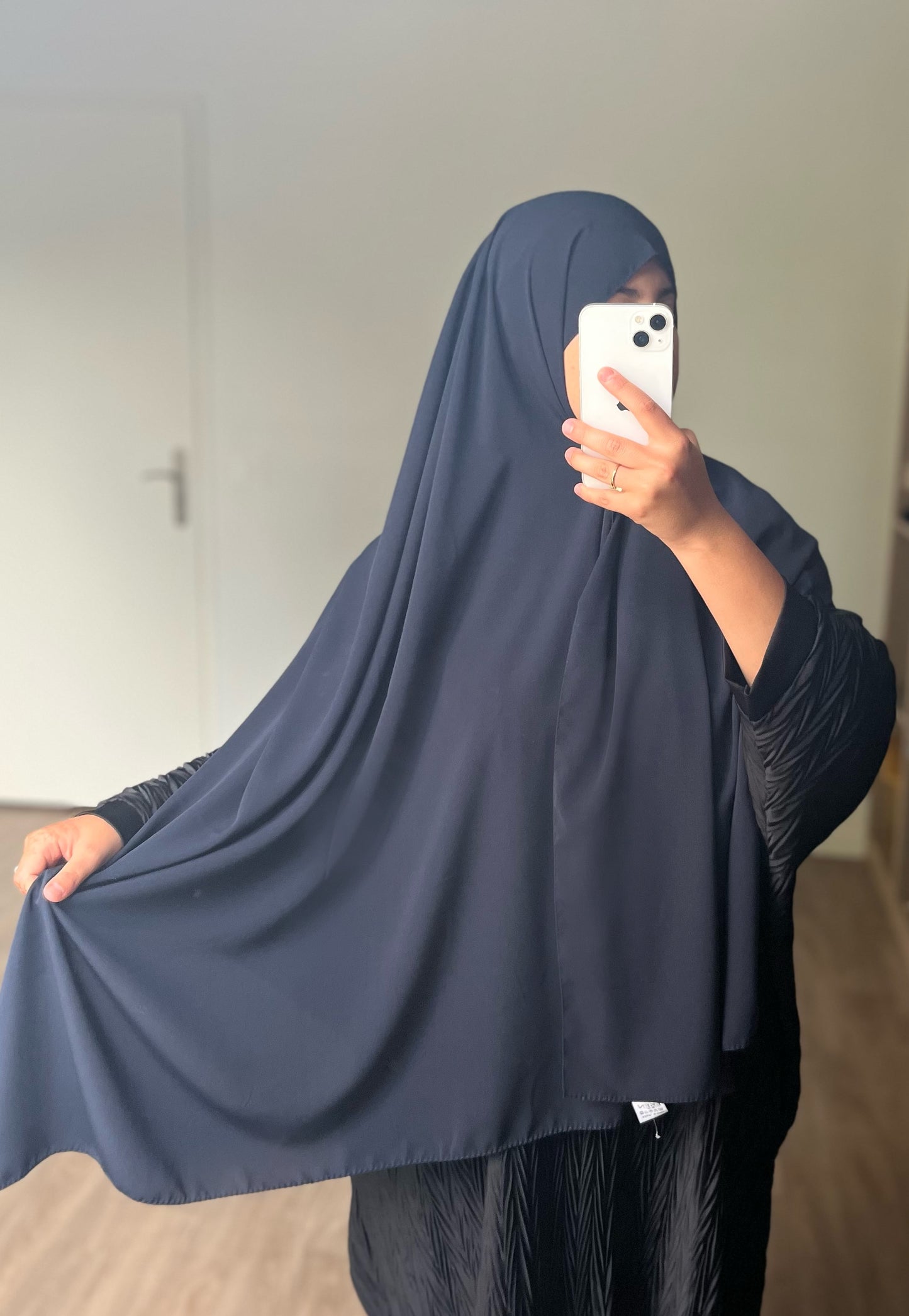 Hijab en soie de médine Bleu foncé