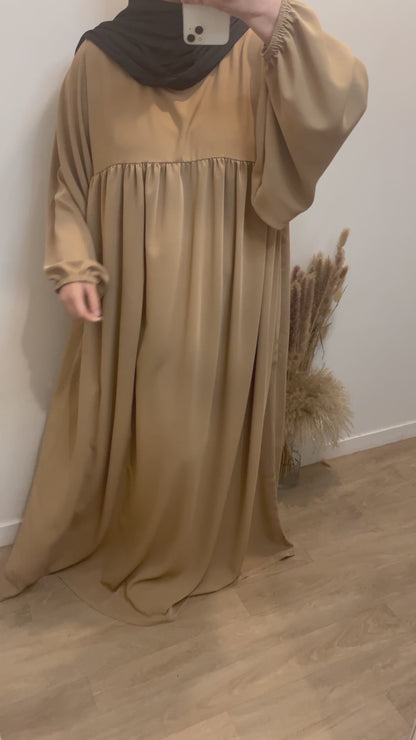 Abaya Jennah en Soie de Médine Camel