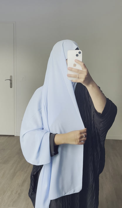 Hijab en soie de médine bleu ciel