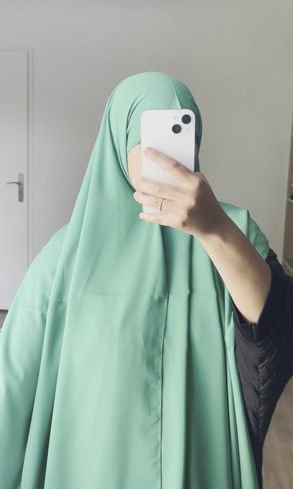 Hijab en soie de médine vert vif foncée